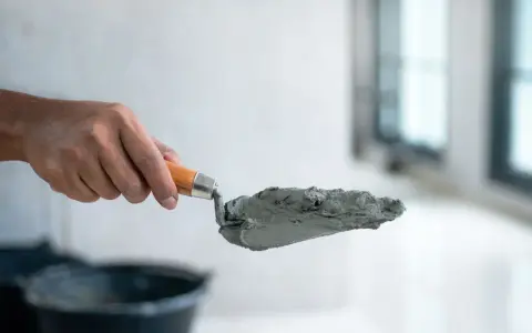 Jak mieszać beton bez betoniarki - proste sposoby i porady krok po kroku