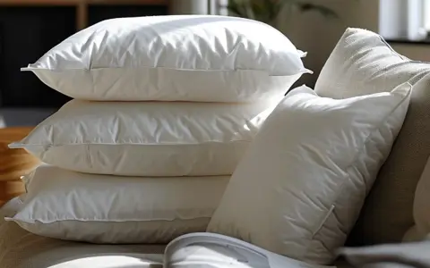 Jakie poduszki są w hotelach? Odkryj różnice i wybierz najlepsze