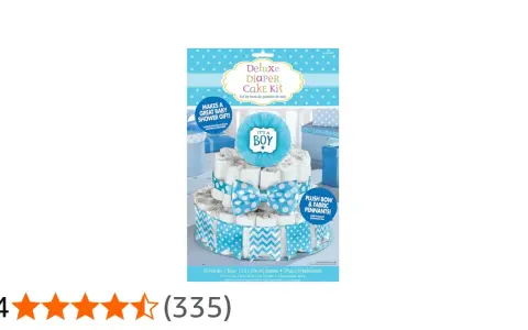 En blöjtårta slott i blått och vitt, perfekt för en "It's a Boy"-baby shower.