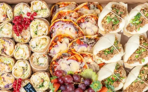Gdzie zamówić catering? Znajdź idealny na każdą okazję!