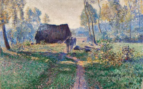 Un chemin ensoleillé mène à une chaumière, sous le regard d'un peintre impressionniste. Des silhouettes se promènent dans un paysage lumineux.