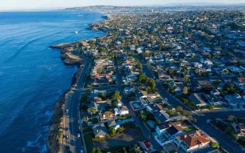 Odkryj San Diego: Gdzie leży, co zobaczyć i jak dolecieć z Polski?