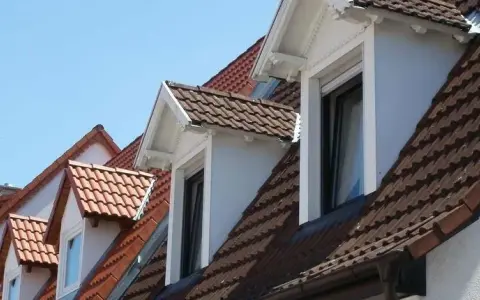 Dach mansardowy – zalety, wady i tajniki nowoczesnej architektury
