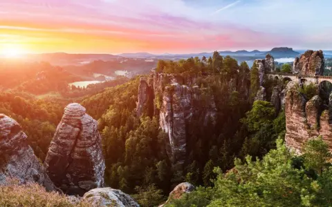 Sächsische Schweiz: Top-Attraktionen & Insider-Tipps für Ihre Reise