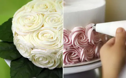 Delicado bizcocho con decoración de rosas de crema blanca y rosa. Un detalle de la elaboración de la decoración de bizcocho.