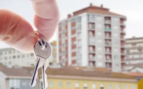 Ile się czeka na mieszkanie komunalne? Oczekiwania w różnych miastach