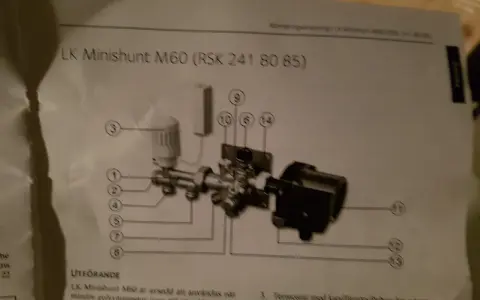 Schema över LK Minishunt M60 (RSK 241 80 85) för golvvärmesystem.