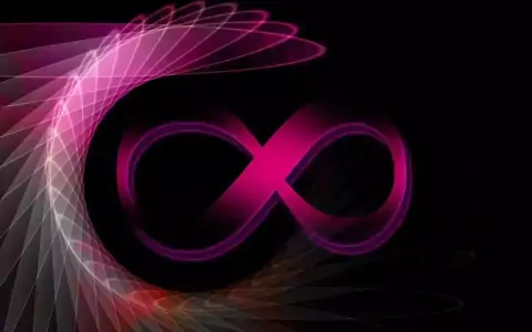 Un chiffre 8 rose vif, stylisé comme un ruban, se détache sur un fond noir, entouré d'un motif lumineux en spirale.