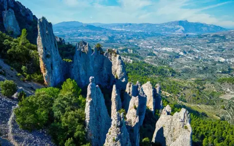 Los paisajes de montaña más impresionantes y sus secretos ocultos