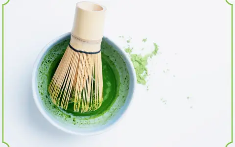 Matcha: Co to jest, jak działa i dlaczego warto ją pić?