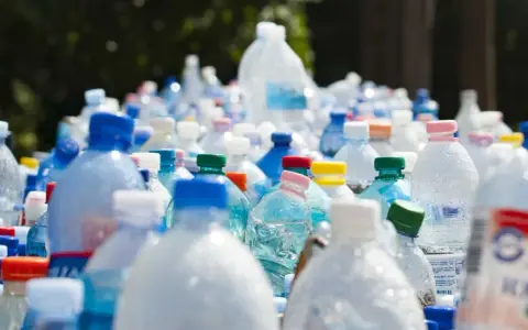 Recykling butelki plastikowe: Jak uniknąć błędów i zyskać korzyści