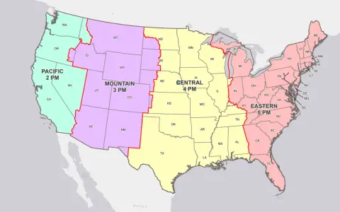 Mapa USA z podziałem na strefy czasowe: Pacyficzną (2 PM), Górską (3 PM), Centralną (4 PM) i Wschodnią (5 PM). Różnica czasu w USA a w Polsce jest znacząca.
