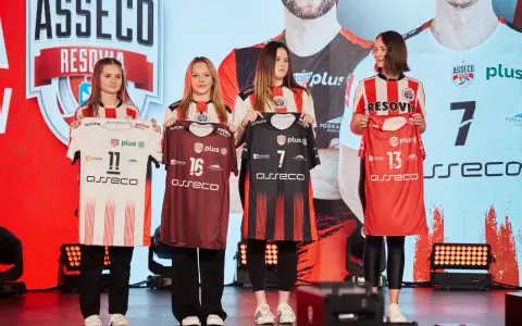 Jak prać poliester? Poradnik eksperta: uniknij błędów!
