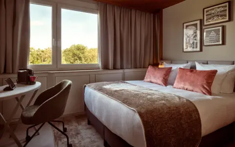Leonardo Hotel Frankfurt City South: Lage, Zimmer & Services