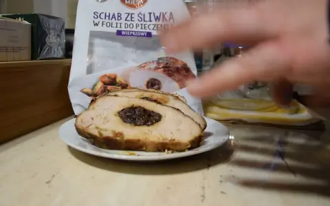 Jak idealnie upiec schab ze śliwką Biedronka - czas i temperatura