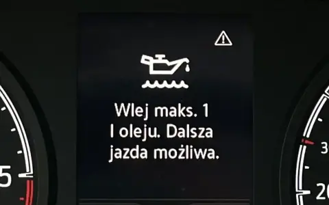 Kontrolka oleju z falą informuje: "Wlej maks. 1 l oleju. Dalsza jazda możliwa.