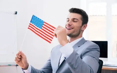 Ile zarabia prawnik w USA? Zaskakujące różnice w wynagrodzeniach