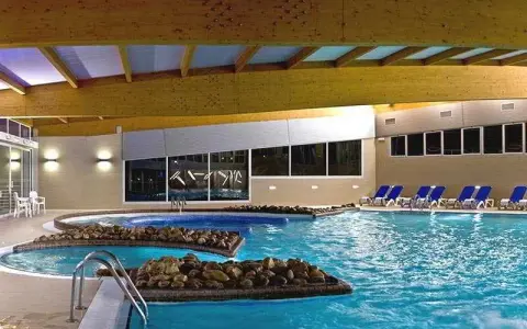 Balneario Caldaria Arnoia: Guía completa para tu estancia ideal