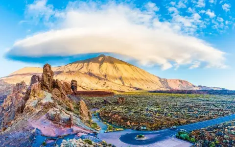 La montaña más alta de España: El Teide y sus impresionantes características