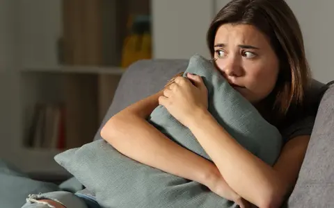 Zespół lęku uogólnionego – objawy, przyczyny i skuteczne leczenie