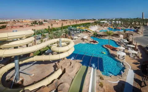 Reef Oasis Sharm: Barriera, Lusso o Famiglia? La Guida Completa
