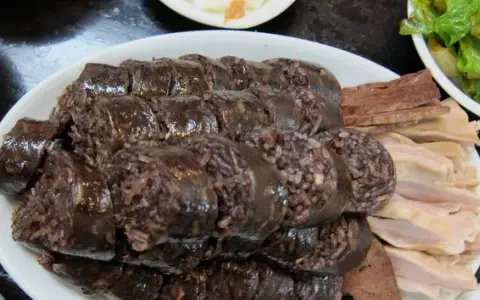 Ile kalorii ma kaszanka? Zaskakujące różnice w kaloryczności