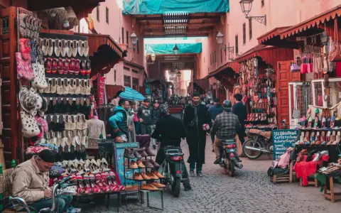 Czy w Marrakeszu jest bezpiecznie? Odkryj zagrożenia i porady dla turystów