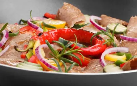 Gdzie kupić kebab cięty mrożony? Sprawdź najlepsze oferty w Polsce