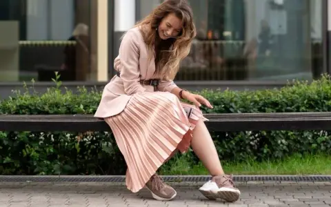 Jakie buty do tiulowej spódnicy – stylowe opcje na każdą okazję