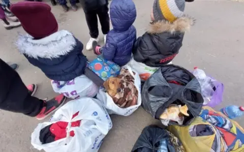 Czy mężczyźni mogą wyjechać z Ukrainy? Nowe zasady i zmiany w prawie