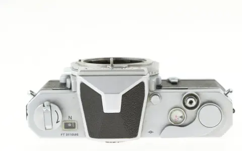 Lustrzanki Nikon w 2026: Czy warto? Przewodnik po modelach