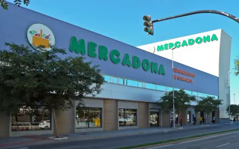 Co kupić w Hiszpanii? Kosmetyki: Hity z Mercadony i aptek!