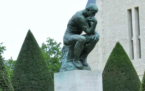 Auguste Rodin i jego rzeźba Myśliciel: historia, znaczenie i wpływ