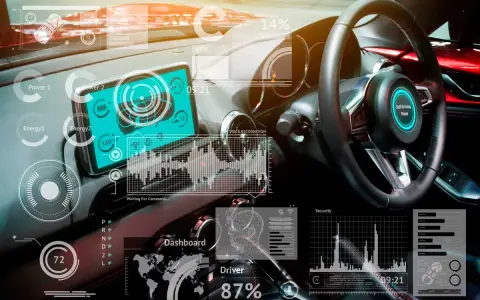 Interior de coche futurista con pantalla táctil mostrando datos de energía y mapa. El volante tiene un modo de conducción autónoma activado, indicando la tecnología **can bus** en acción.