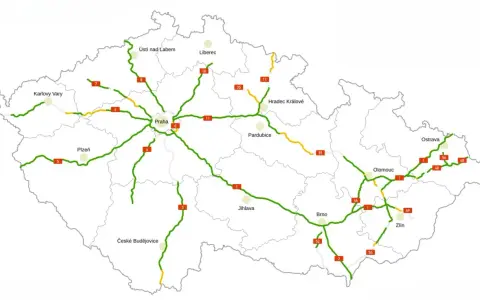 Trasy motocyklowe Czechy: Odkryj TOP 5 i jedź bez winiet!