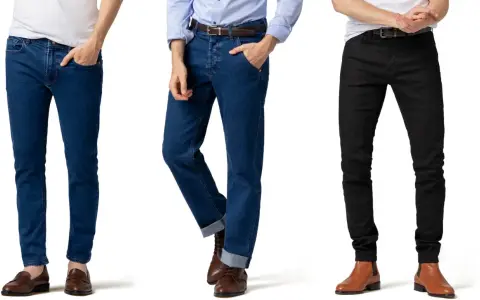 Tre uomini mostrano diversi outfit ufficio jeans: blu scuro, blu medio con risvolto e neri.