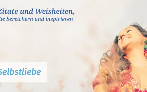 Glückliche Frau mit geschlossenen Augen und Blumenmuster-Kleid, im Hintergrund Text.