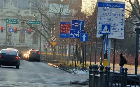 Znaki drogowe na osiedlu: Kto odpowiada? Zmień chaos w porządek!