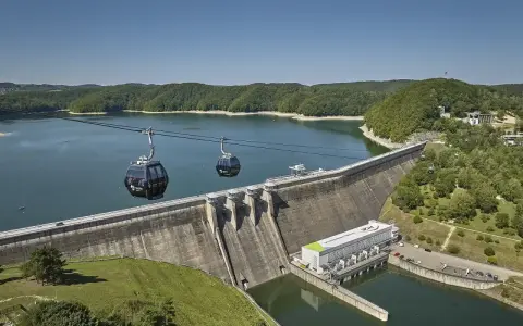 Kolejka linowa Solina nad zaporą. Sprawdź solina kolejka linowa cennik i podziwiaj widoki!