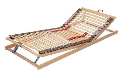 Verstellbarer Lattenrost aus Holz mit flexiblen Leisten. Achten Sie auf die Qualität der Aufhängung und die Anzahl der Leisten für optimalen Schlafkomfort.