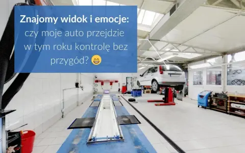 Warsztat samochodowy z podniesionym autem na podnośniku. Czas na przegląd auta i nadzieję na bezproblemową jazdę.