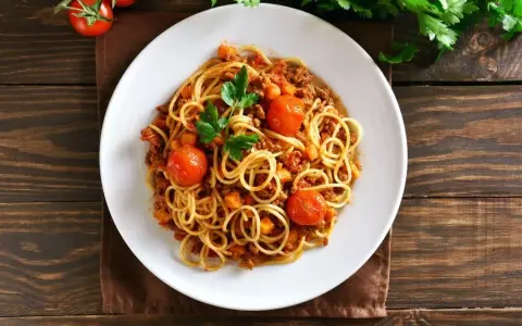 Prawdziwe włoskie spaghetti: Odkryj autentyczne rodzaje i smaki