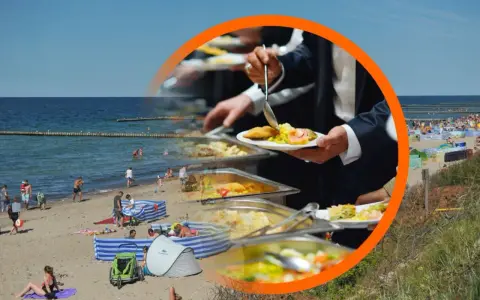 Plaża w Chorwacji, ludzie odpoczywają, a w tle bufet z jedzeniem. Sprawdź, jakie są ceny w Chorwacji, by zaplanować wakacje.