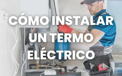 Técnico realiza la instalación termo eléctrico, mostrando el proceso de conexión de tuberías y el calentador.