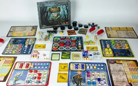Wszystkie elementy gry planszowej "Bones" od wydawcy "CMON Games" gotowe do rozgrywki.