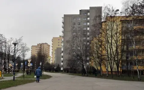 Czy warto wykupić grunt pod swoim mieszkaniem w bloku? Zobacz ryzyka i korzyści