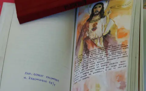 Modlitwa do świętego Antoniego, z ilustracją Jezusa i tekstem biblijnym.