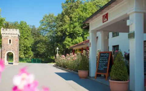 Hotel Kim im Park Dresden - Idealne miejsce na relaks i zwiedzanie