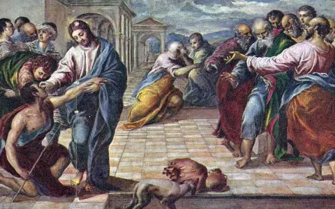 Jezus dotyka twarzy trędowatego, dokonując uzdrowienia. Wokół zgromadził się tłum ludzi, niektórzy z niedowierzaniem, inni z nadzieją.