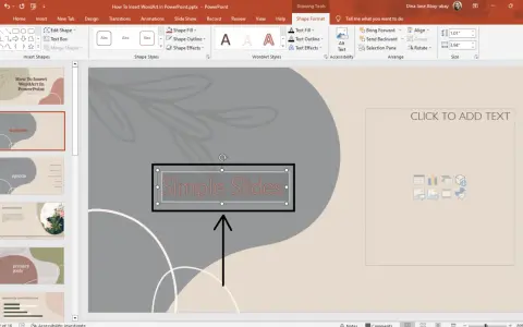 Cosa sono le WordArt? Un esempio di testo stilizzato in PowerPoint, con opzioni di formattazione visibili.